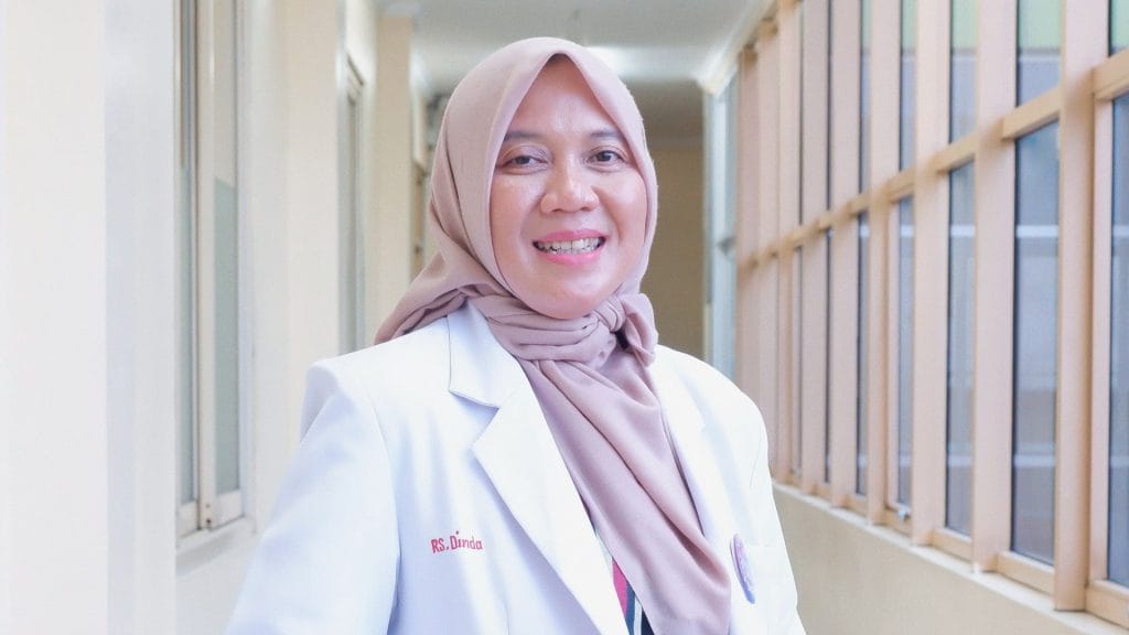 dr. Arrayanthi Bratakusuma, MKK, Sp.OK