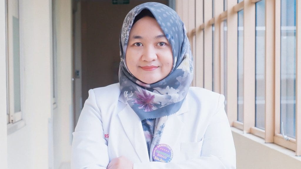 dr. Pratiwi Kesuma, Sp.PD